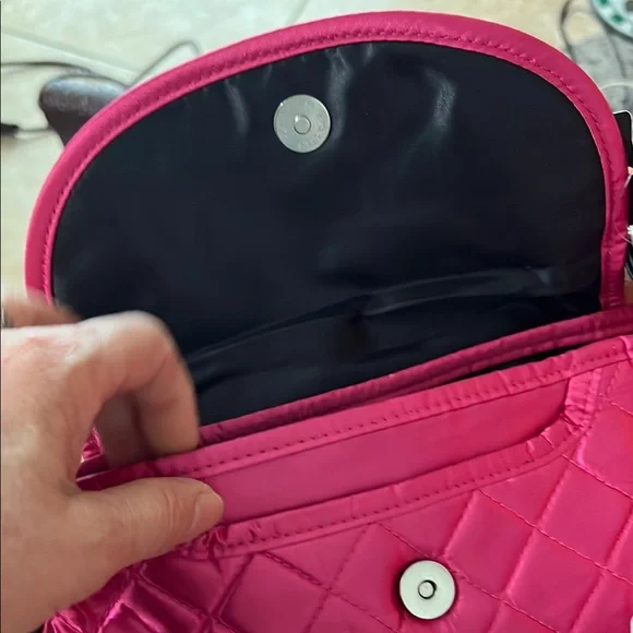 NFL Pink and Black Quilted Shoulder Bags - Picture 7 of 13